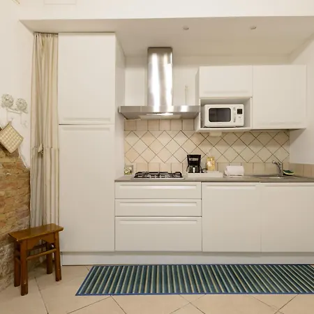 Apartment Casa Vezzosa Siena